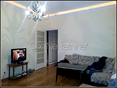 Garsonjera - 40m² - Centar