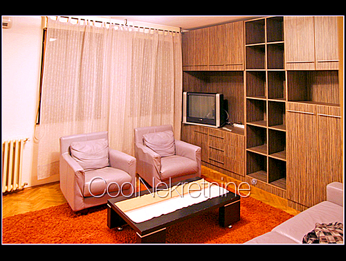 Stan - 60m² - Centar